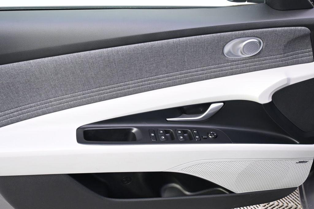 New 2026 Fluid Metal Hyundai Limited image 22