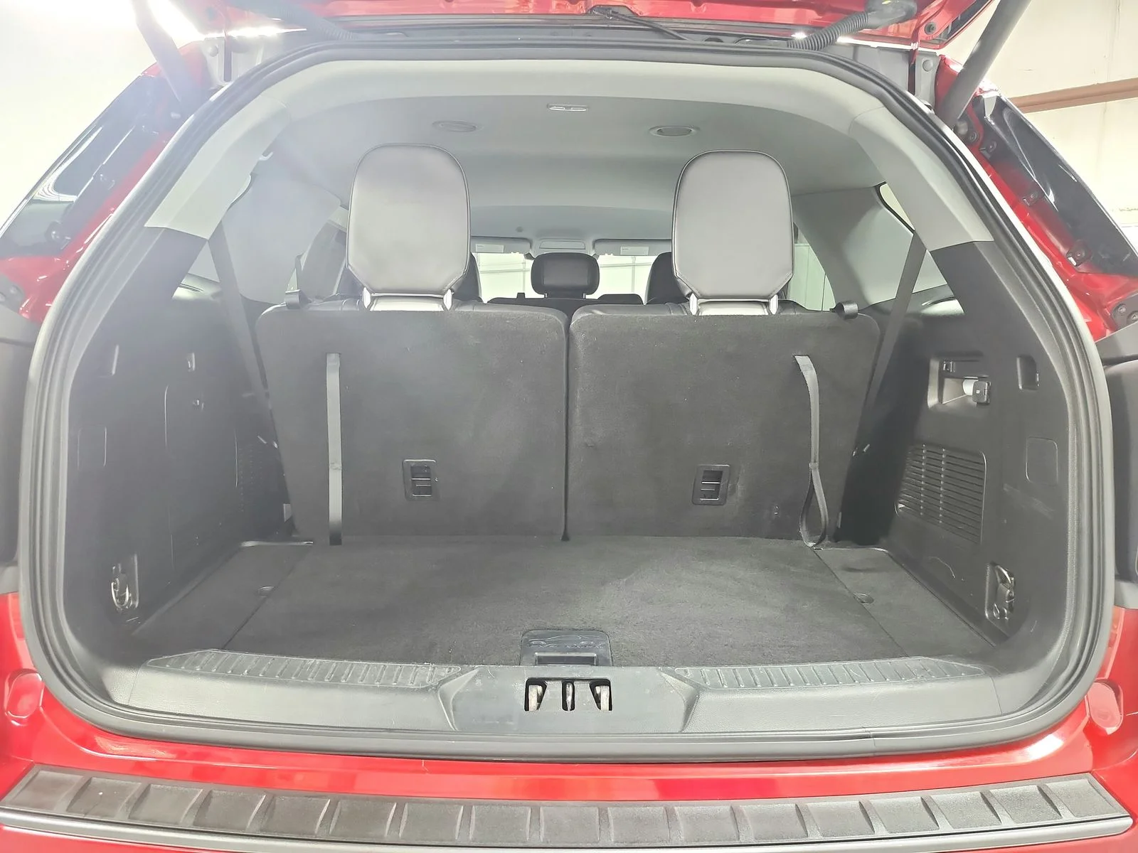 Used 2021 Red Ford XLT image 49