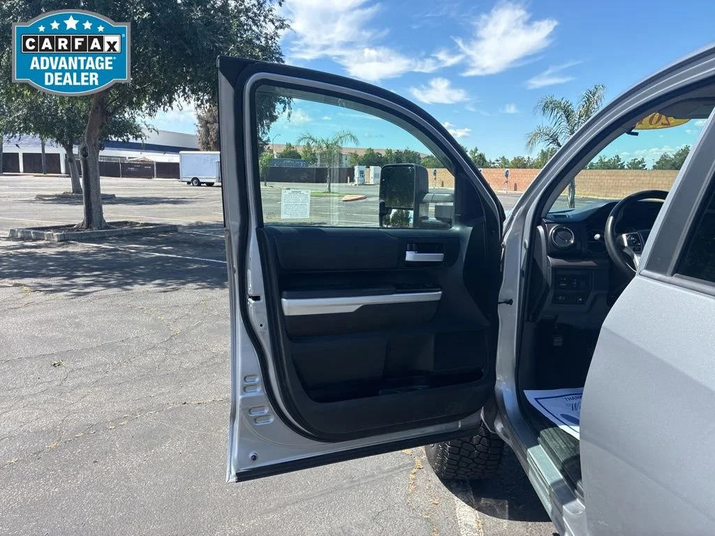 Used 2017 Silver Sky Meta Toyota SR5 image 13