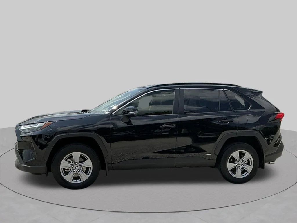 Used 2025 Black Toyota XLE image 3