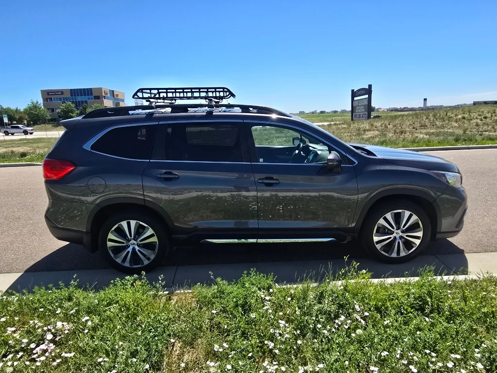 Used 2021 Magnetite Gray Metallic Subaru Limited image 6