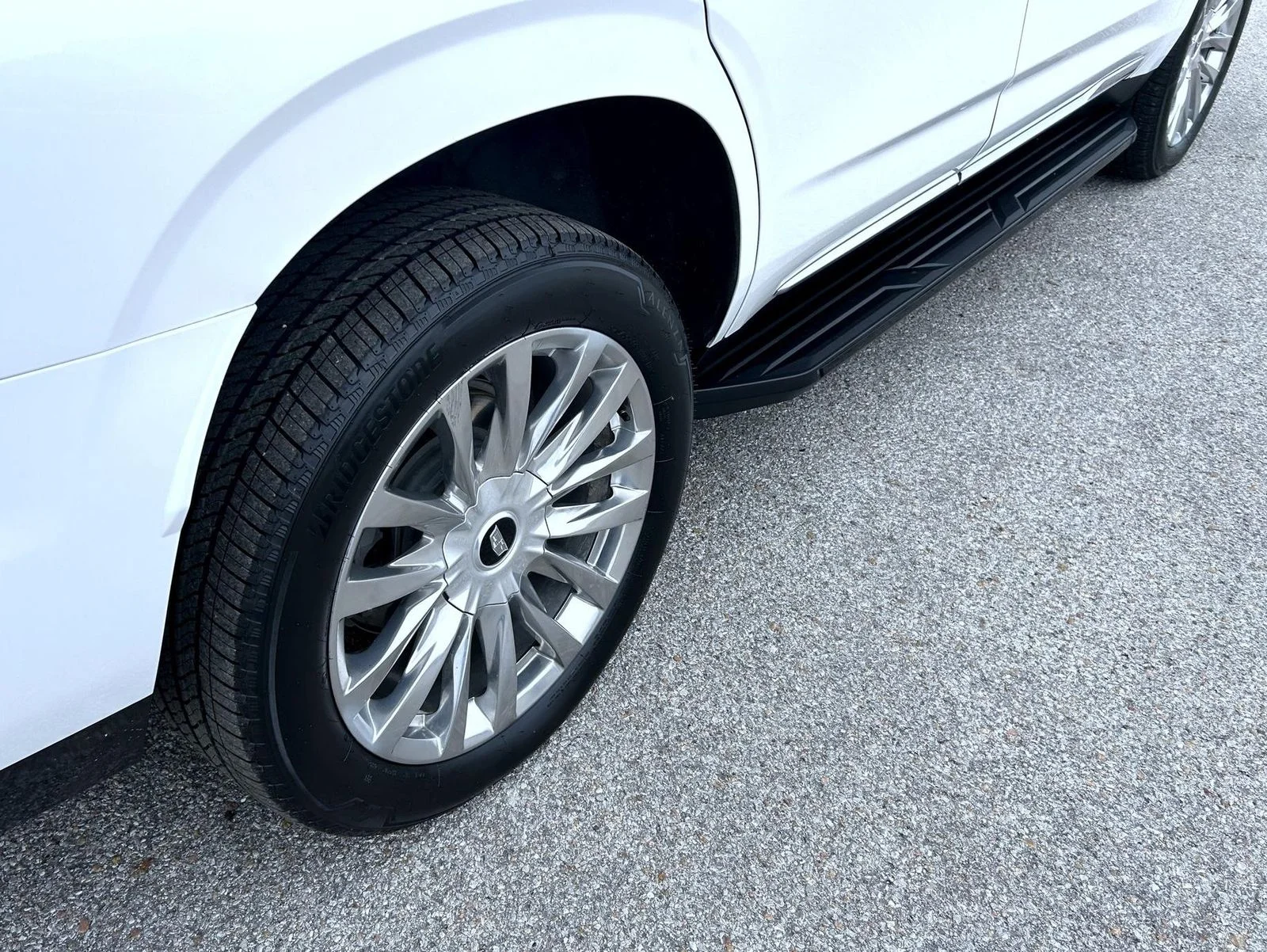 Used 2021 White Cadillac Premium Luxury image 12
