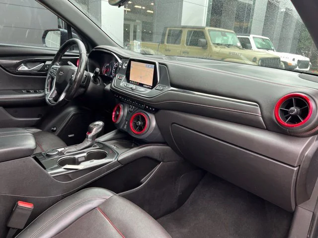 Used 2019 Gray Chevrolet RS image 29