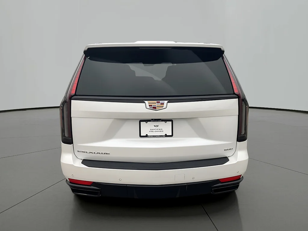 Certified Used 2024 Crystal White Tricoat Cadillac Sport Platinum image 4