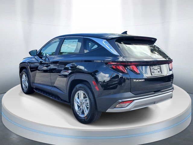 New 2026 Black Hyundai SE FWD image 3