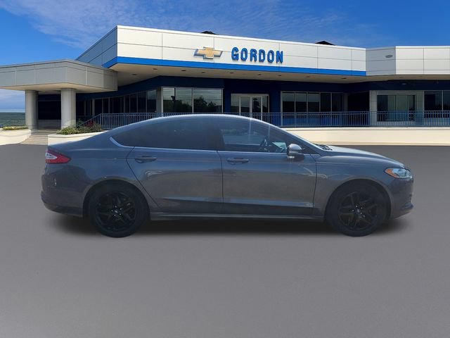 Used 2014 Gray Ford SE image 7