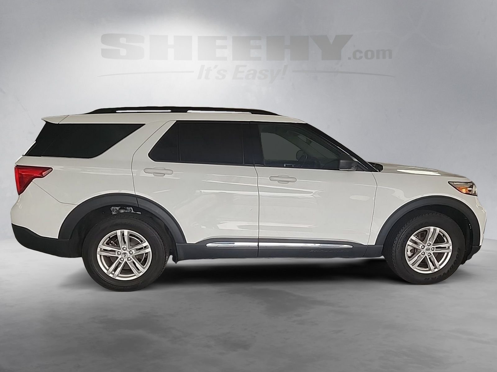 Used 2022 White Ford XLT image 9
