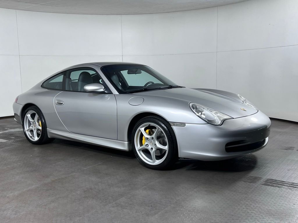 Used 2003  Porsche Carrera image 9