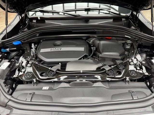 Used 2026 Black BMW xDrive28i image 27