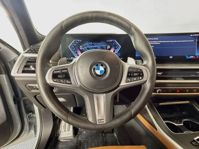 Used 2023 Gray BMW xDrive40i image 12