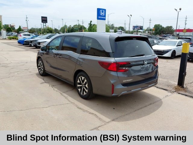2026 Honda Odyssey EX-L - Photo 7