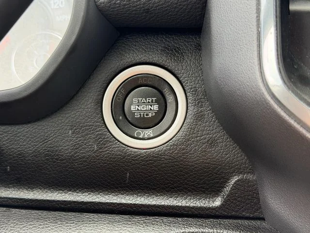 Used 2022 Gray Ram Laramie image 27