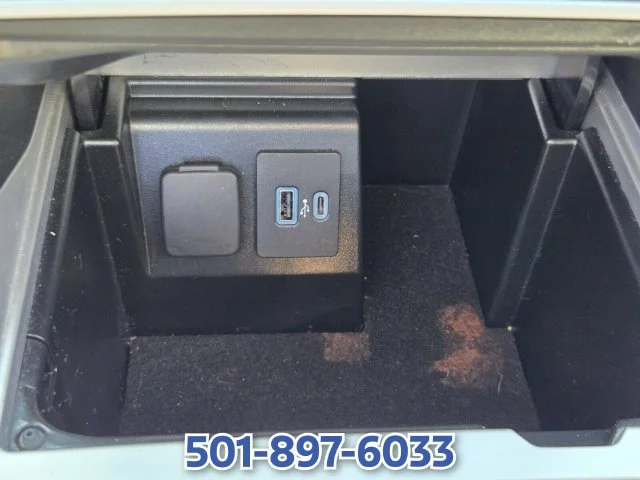 Used 2023 Black Ford XLT image 24