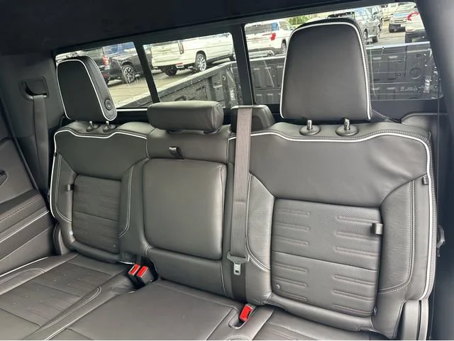 2026 GMC Sierra 1500 AT4X - Photo 18