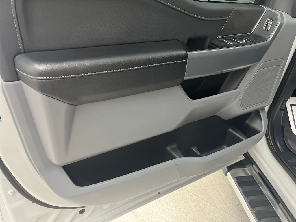 Used 2024 White Ford XLT image 12