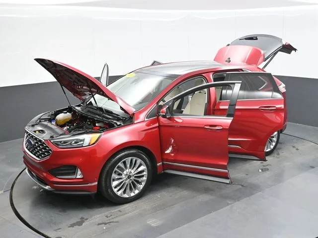 Used 2024 Red Ford Titanium image 28