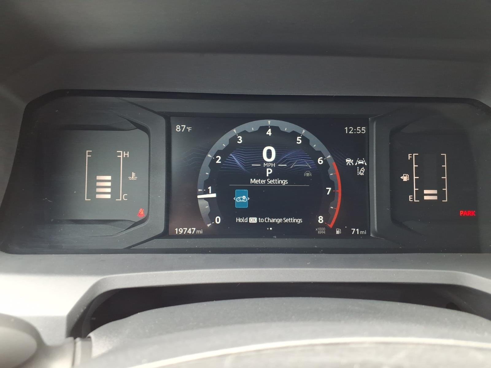 Used 2025 Ice Cap Toyota SR image 22
