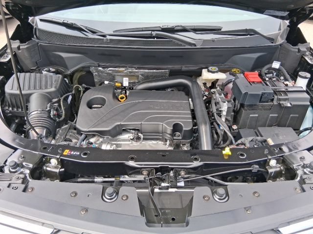 2027 Chevrolet Equinox LT - Photo 19