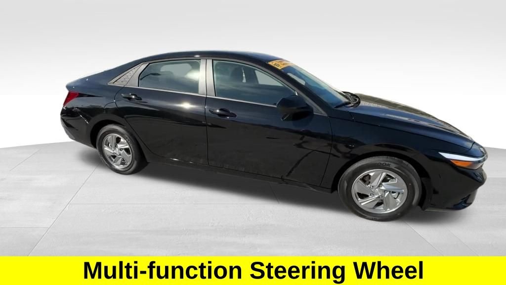 Used 2026 Black Hyundai SE image 7
