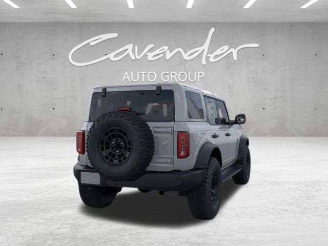 New 2026 Avalanche Gray Ford Outer Banks® image 9