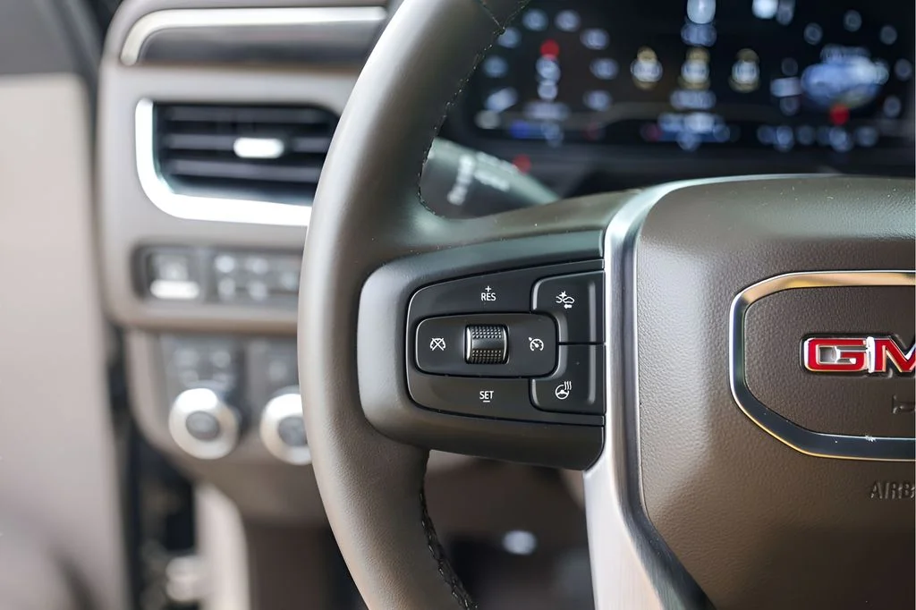 Used 2023 Beige GMC SLT image 17