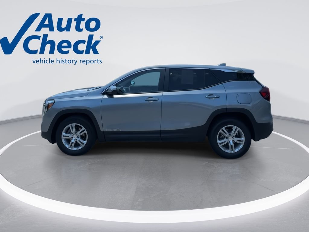 Used 2023 Sterling Metallic GMC SLE image 5