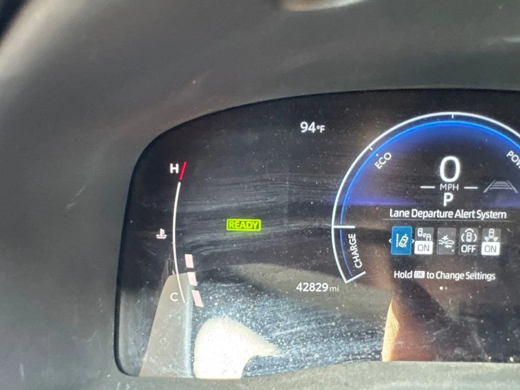 Used 2025 Silver Toyota LE image 12