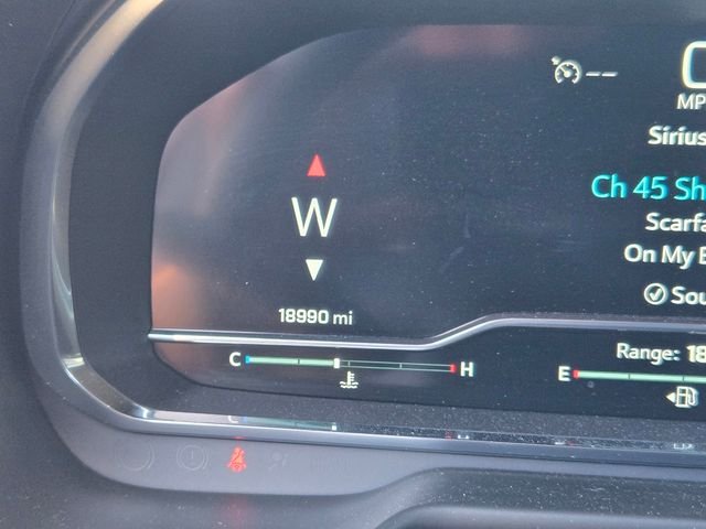 Used 2023 Black Chevrolet Z71 image 19