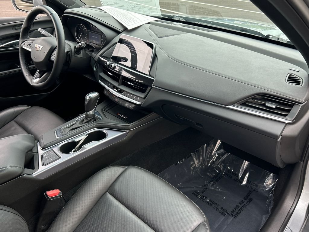 Used 2024 Silver Cadillac Premium Luxury image 27