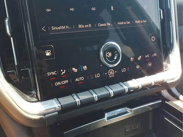 Used 2025 Summit White GMC Denali image 8