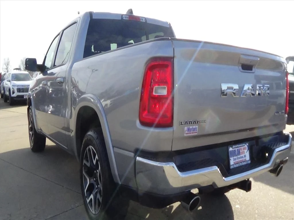 Certified Used 2025 Billet Silver Metallic Clear Coat (psc) RAM Laramie image 9