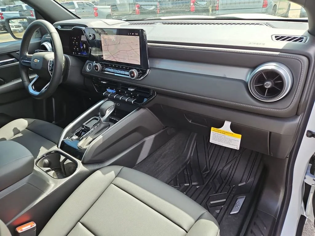 New 2026 Summit White Chevrolet LT image 20