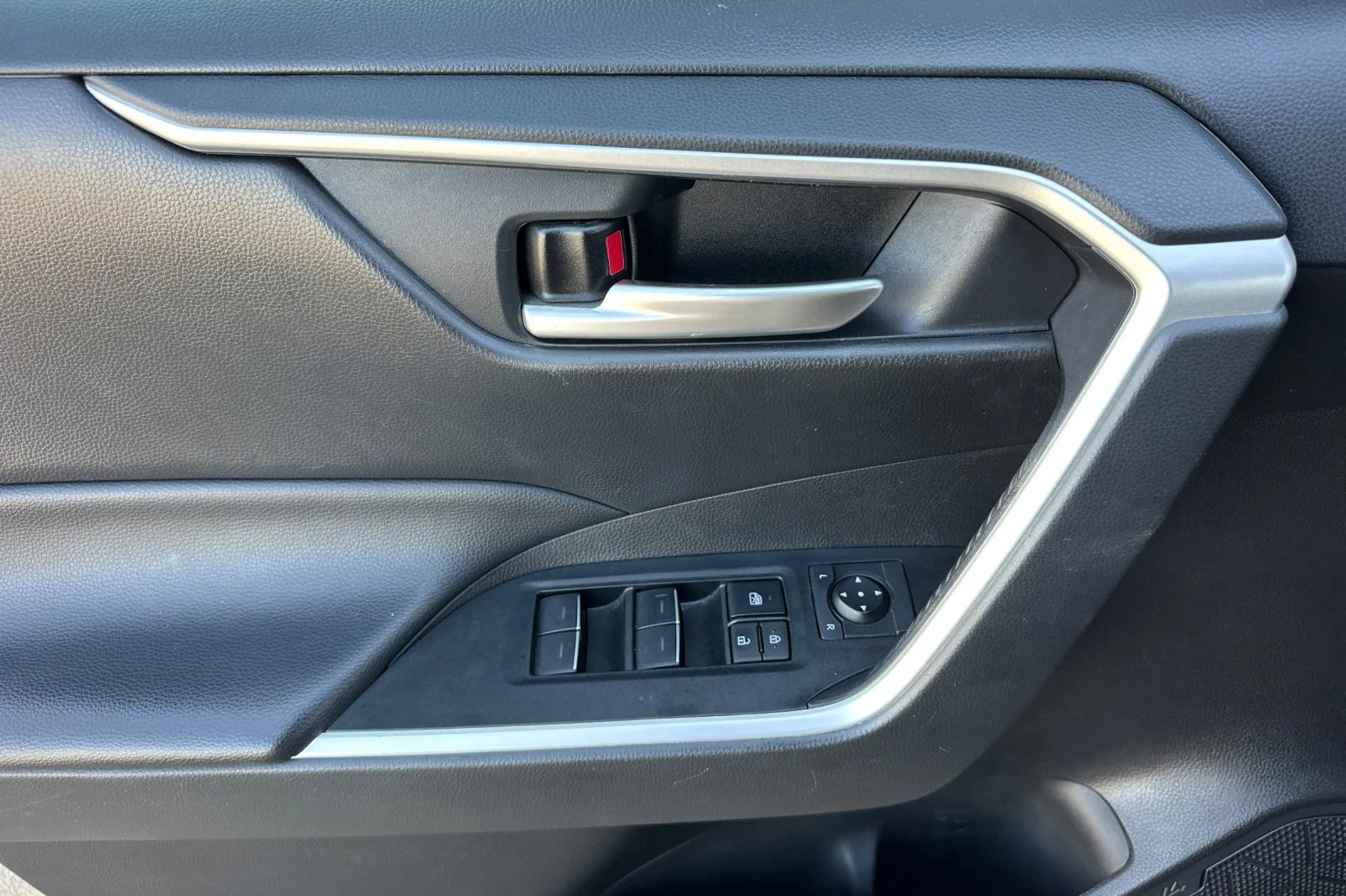 Certified Used 2024 Red Toyota XLE image 11
