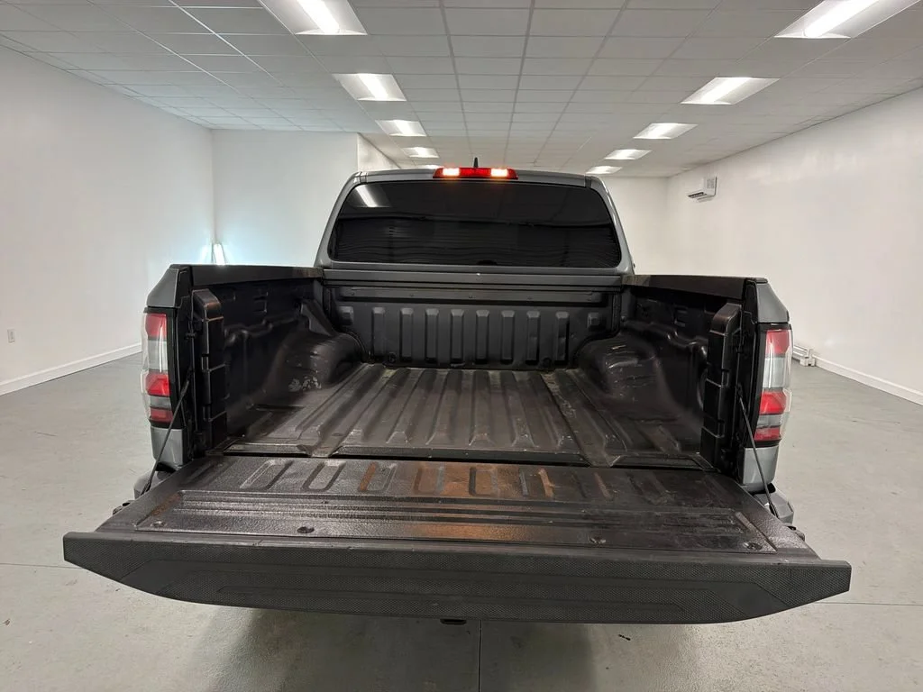 Used 2023 Gun Metallic Nissan SV image 8