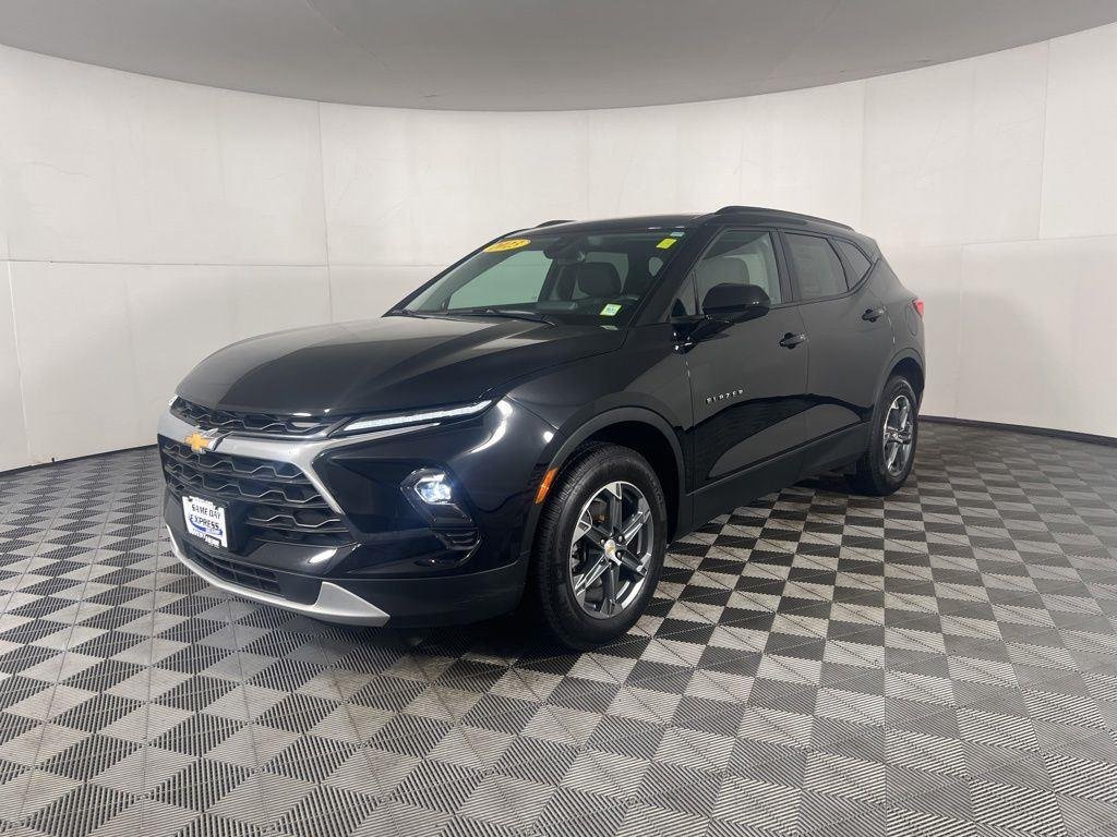 Used 2023 Black Chevrolet LT image 22