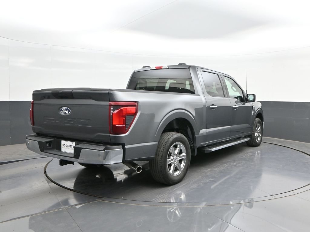 Used 2025 Gray Ford XLT image 11
