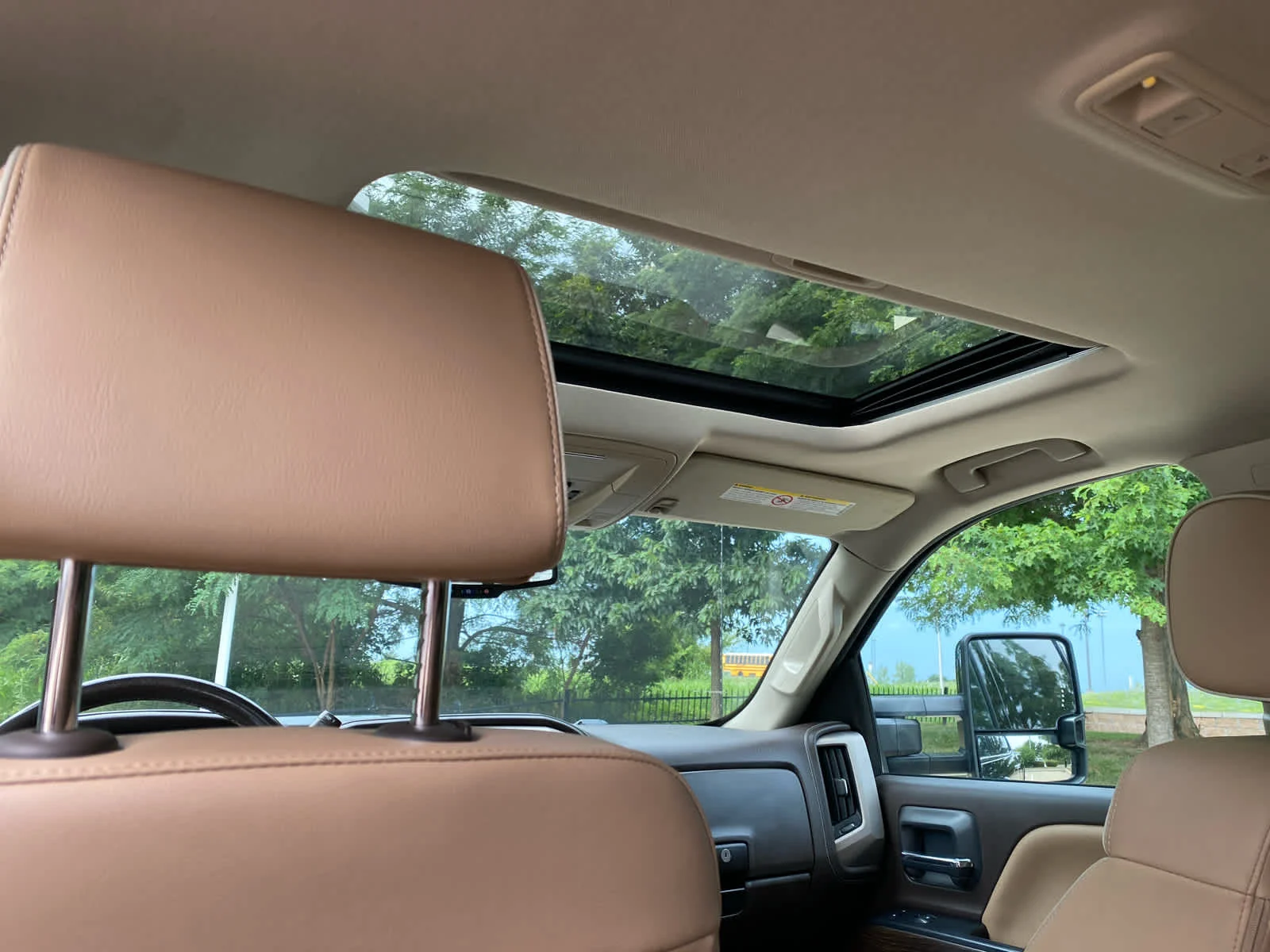 Used 2018 ONYX BLACK GMC Denali image 25