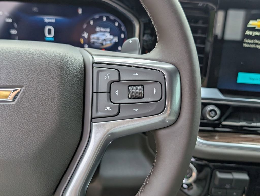 New 2026 Summit White Chevrolet LT image 17