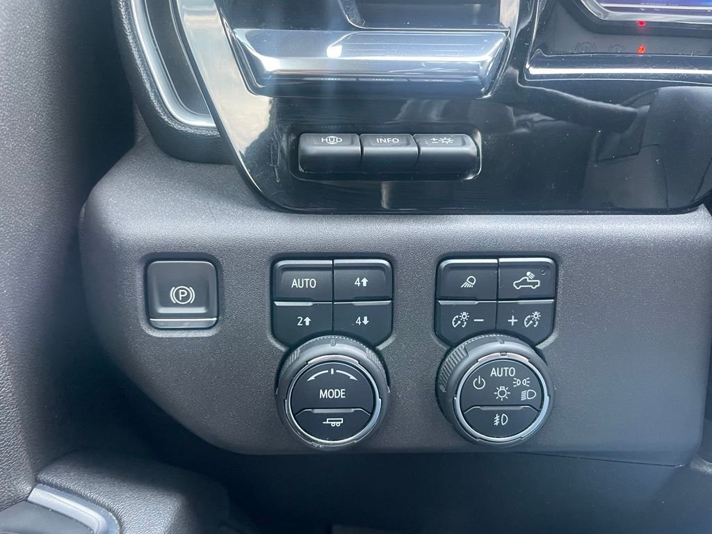 Used 2023 Red Chevrolet High Country image 36