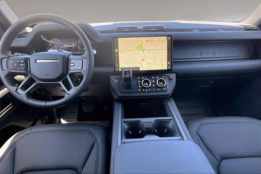 New 2026 Black Land Rover S image 5