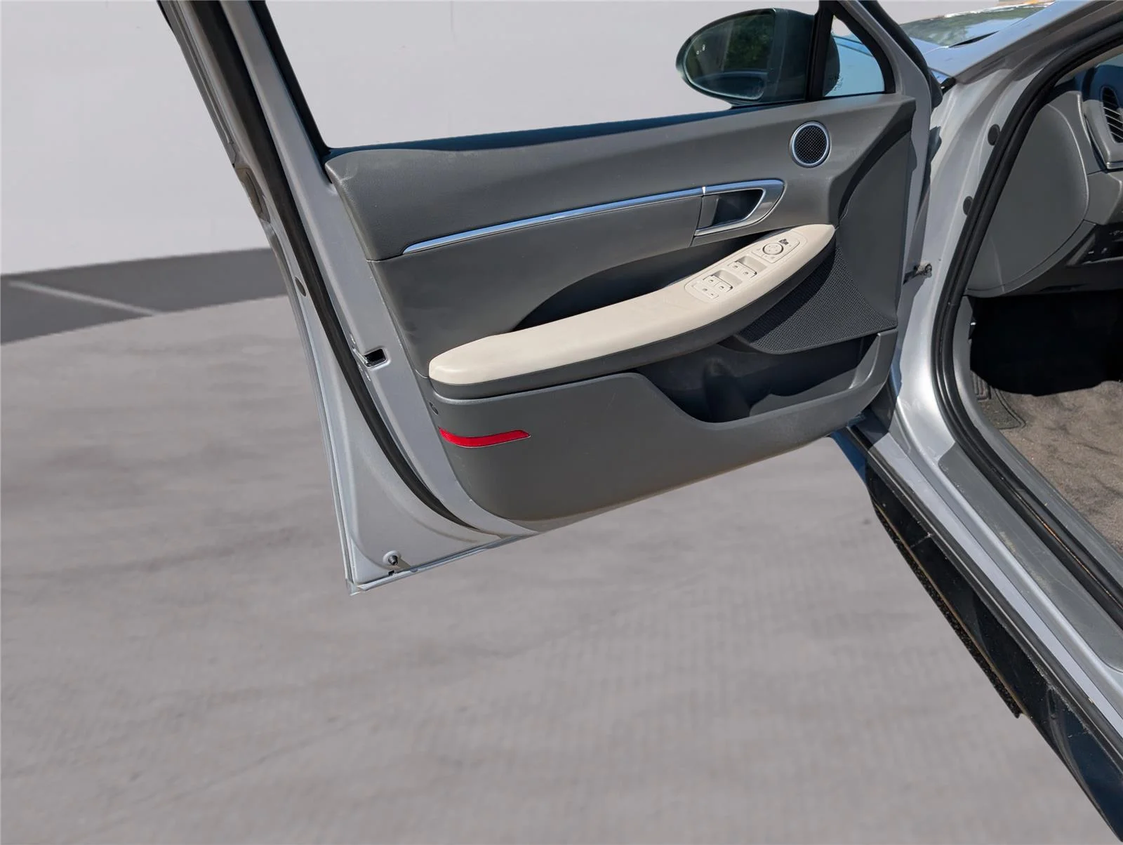 Used 2023 Curated Silver Hyundai SEL image 44