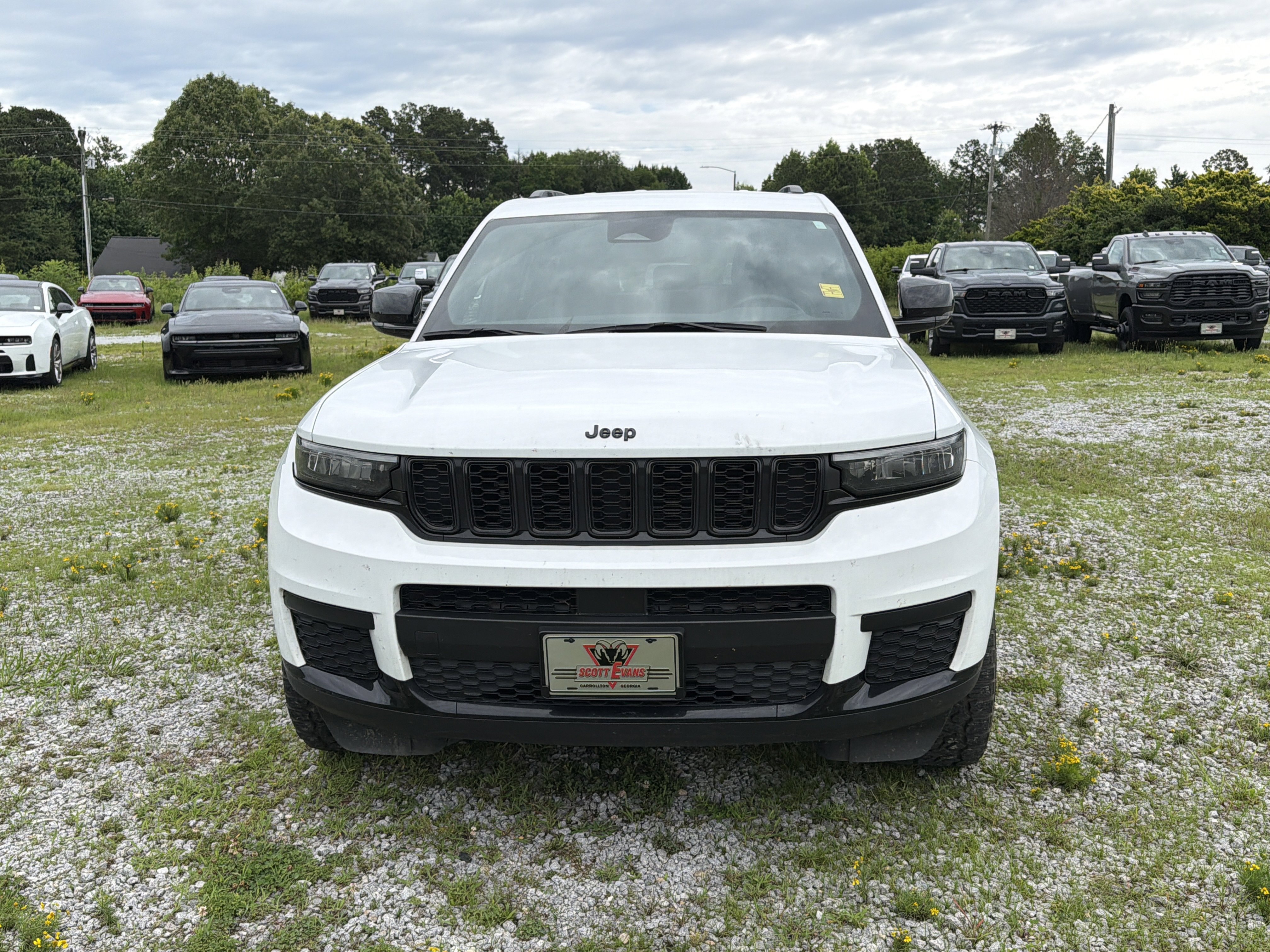 Used 2023 Bright White Clearcoat Jeep Altitude image 3