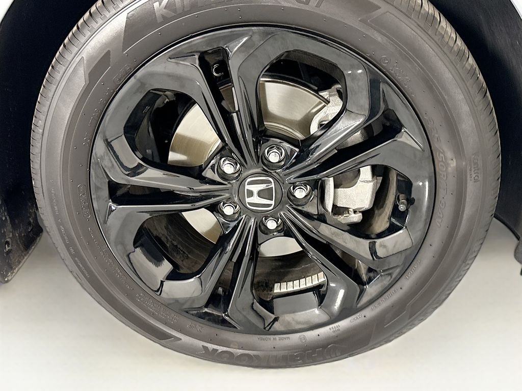 Certified Used 2025 Urban Gray Pearl Honda SE image 32