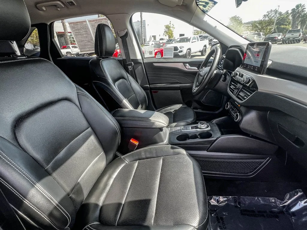 Used 2022 Gray Ford SEL image 15