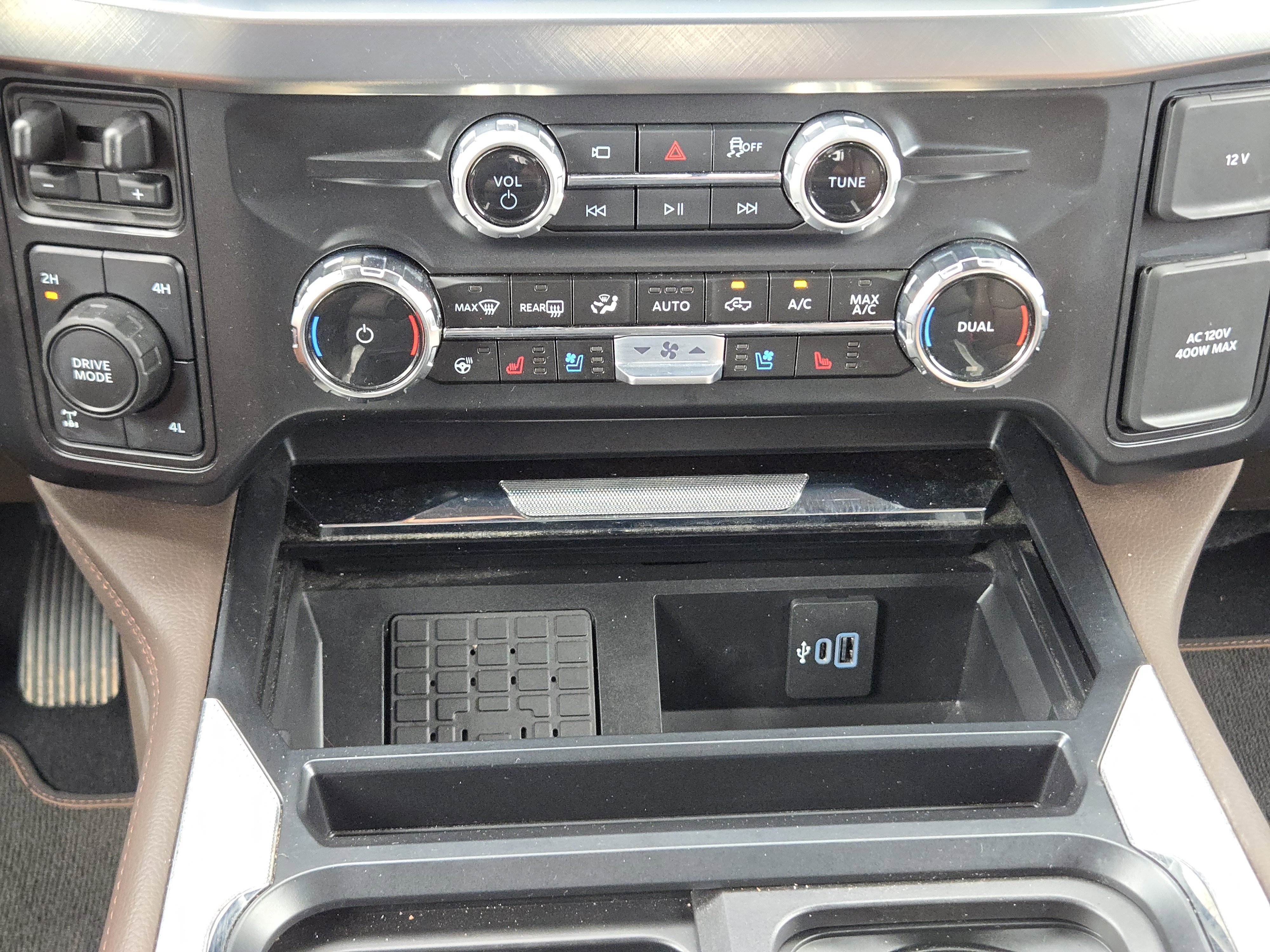 Certified Used 2025 Black Ford King Ranch image 21