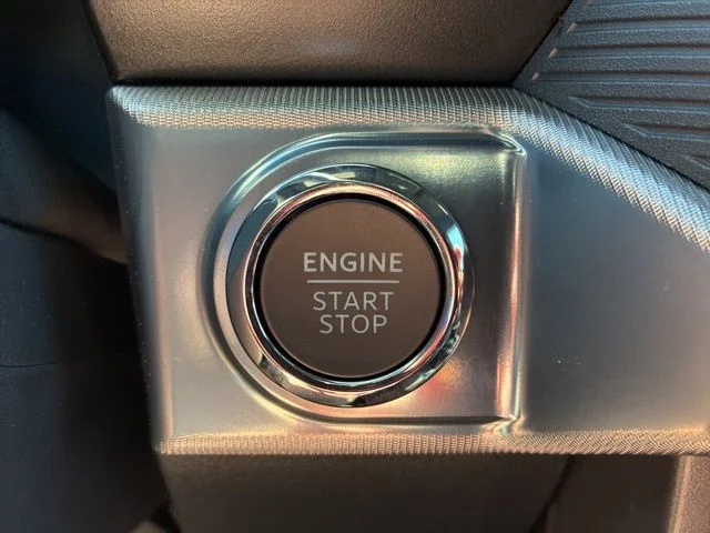 New 2026 Star White Metallic Tri-Coat Ford Lariat® image 37