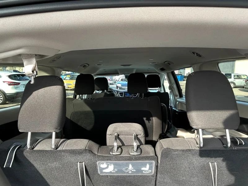 Used 2021 Black Chrysler L Minivan 4D image 49