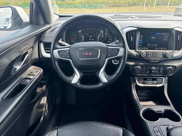 Used 2024 Summit White GMC SLT image 14