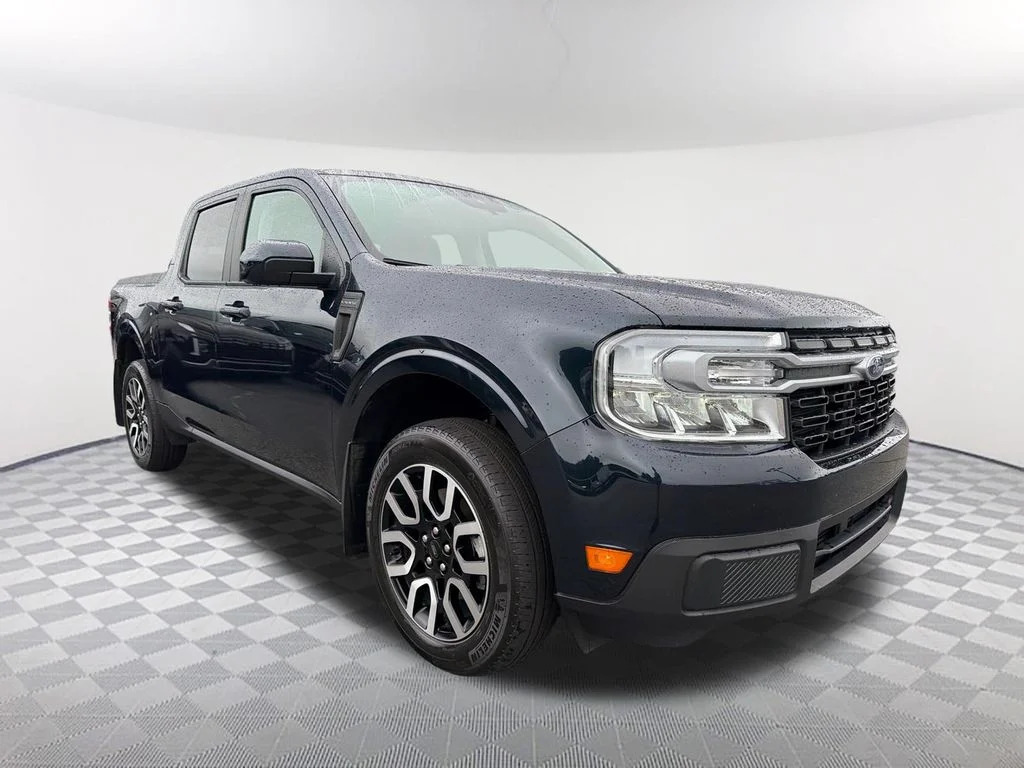 Used 2023 Blue Ford Lariat image 3