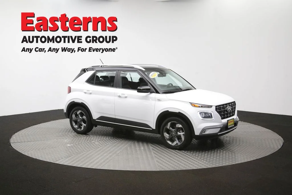 Used 2025 White Hyundai Limited image 47